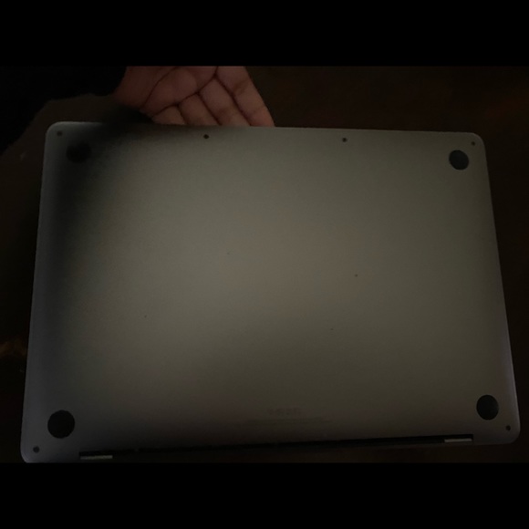 Macbook Pro - Picture 5 of 5